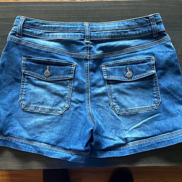 Maurice’s jean shorts, size 12 - Picture 2 of 5
